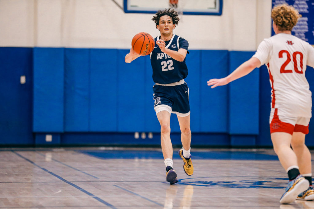 Image for display with article titled Aptos edged by league rival Santa Cruz in overtime battle | Boys basketball