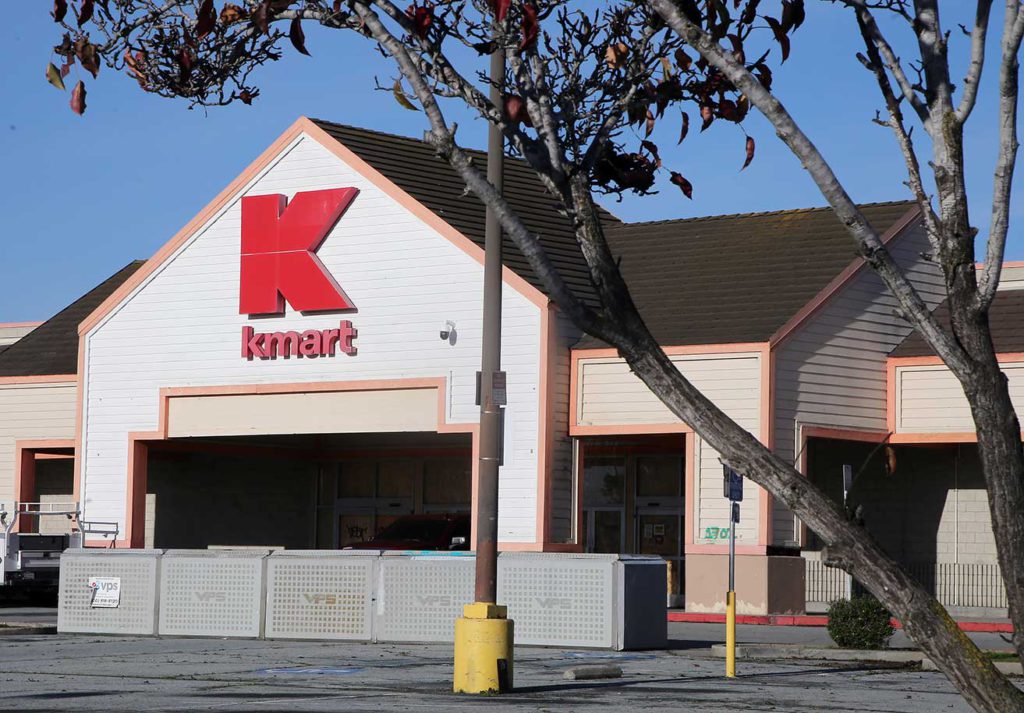 Image for display with article titled New Business to Come to Old Kmart Building in Watsonville