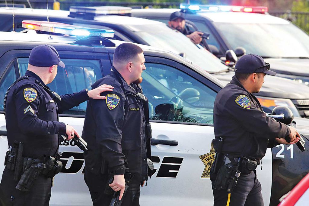 Image for display with article titled PHOTO: Car stop reveals handgun in Watsonville