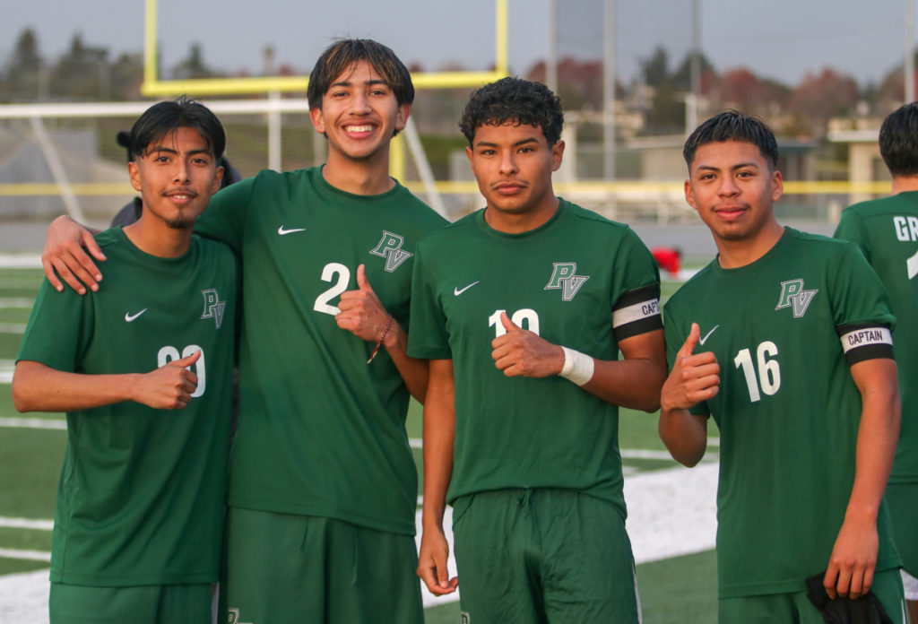 Image for display with article titled Grizzlies continue to strive in PCAL action | Boys soccer