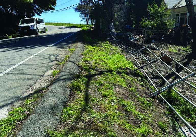 Motorcyclist dies in crash on Buena Vista Drive