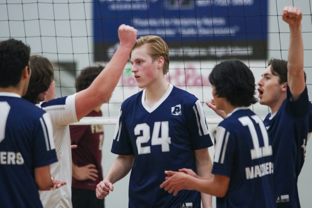 Image for display with article titled Mariners on Course for Successful Season in SCCAL Play | Boys Volleyball