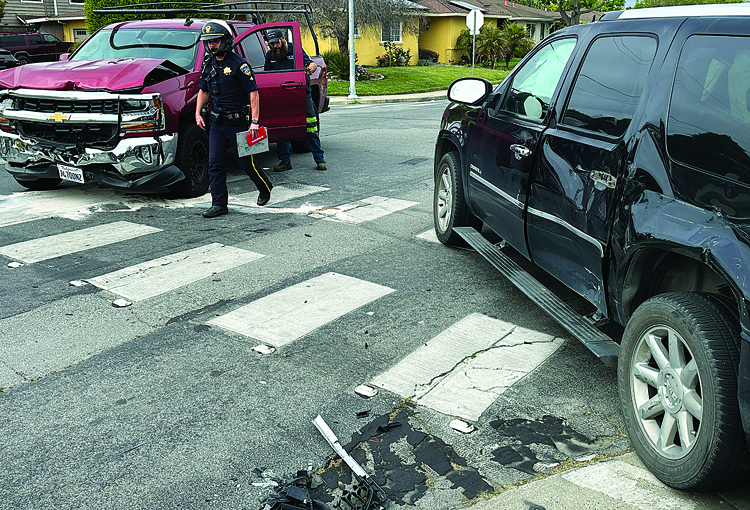 Image for display with article titled Man Arrested for DUI After Crash, One Injured