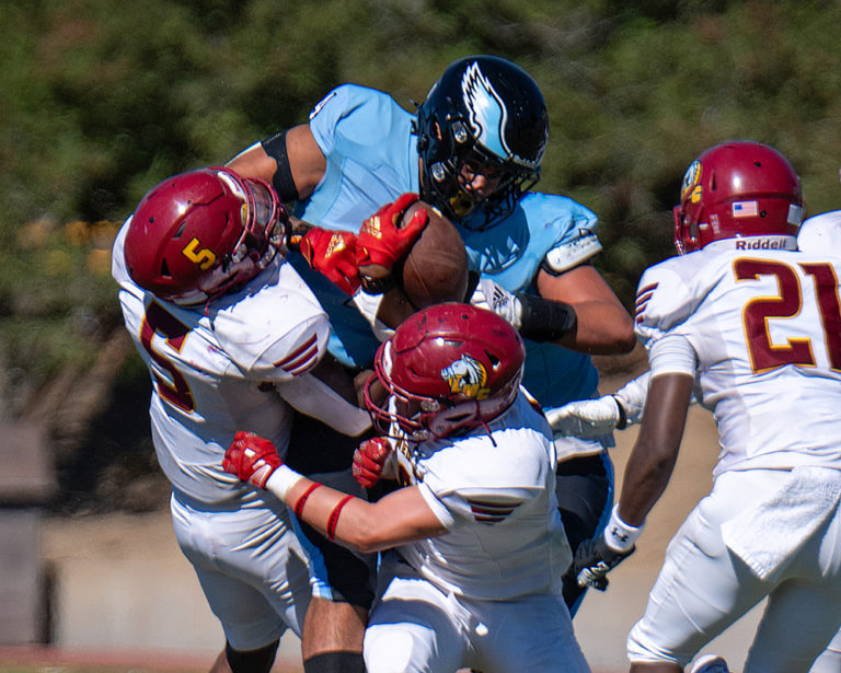 Costly mistakes hurt Seahawks in home opening defeat to Los Medanos | College football 