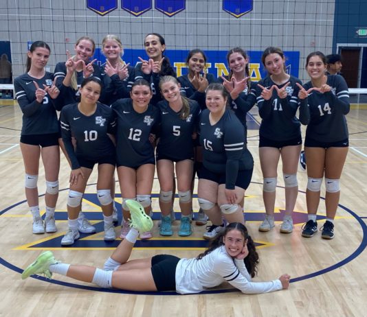 Weeklys Sports Ticker: Sharks girls’ volleyball wins back-to-back games