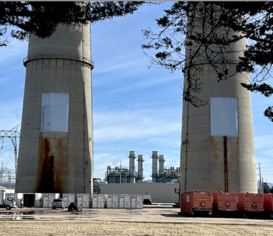Fire flares up again at Vistra battery storage facility