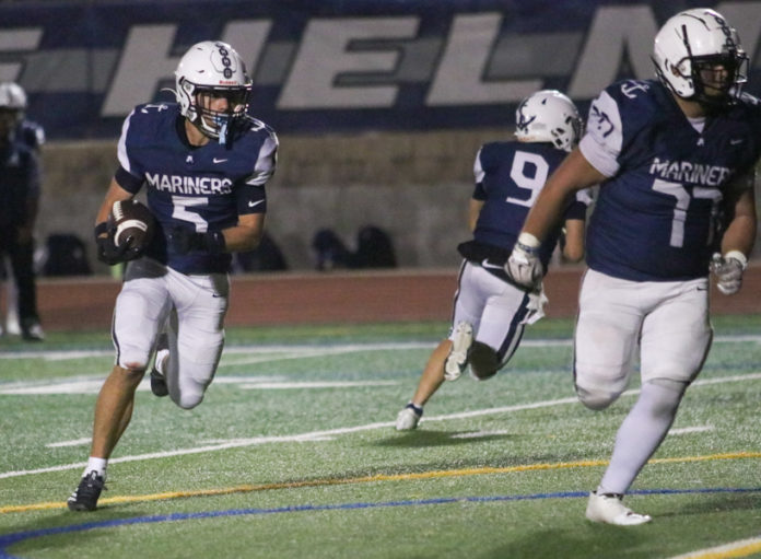 paj2537 Aptos vs. WHS - football nonleague - web-1