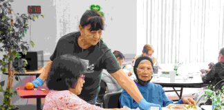 Nonprofits in ‘crisis response’ as federal shutdown continues