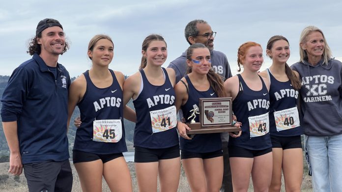 PAJ2547 Aptos girls cross country at 2025 CCS finals