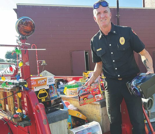 Photo story: Fill the Fire Truck effort aids in toy drive