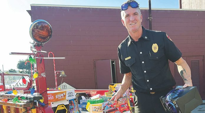 Photo story: Fill the Fire Truck effort aids in toy drive