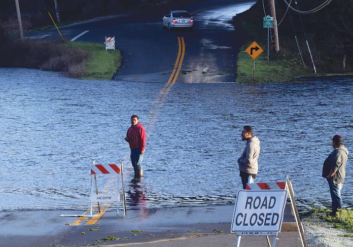 flooding Ekhorn Slough