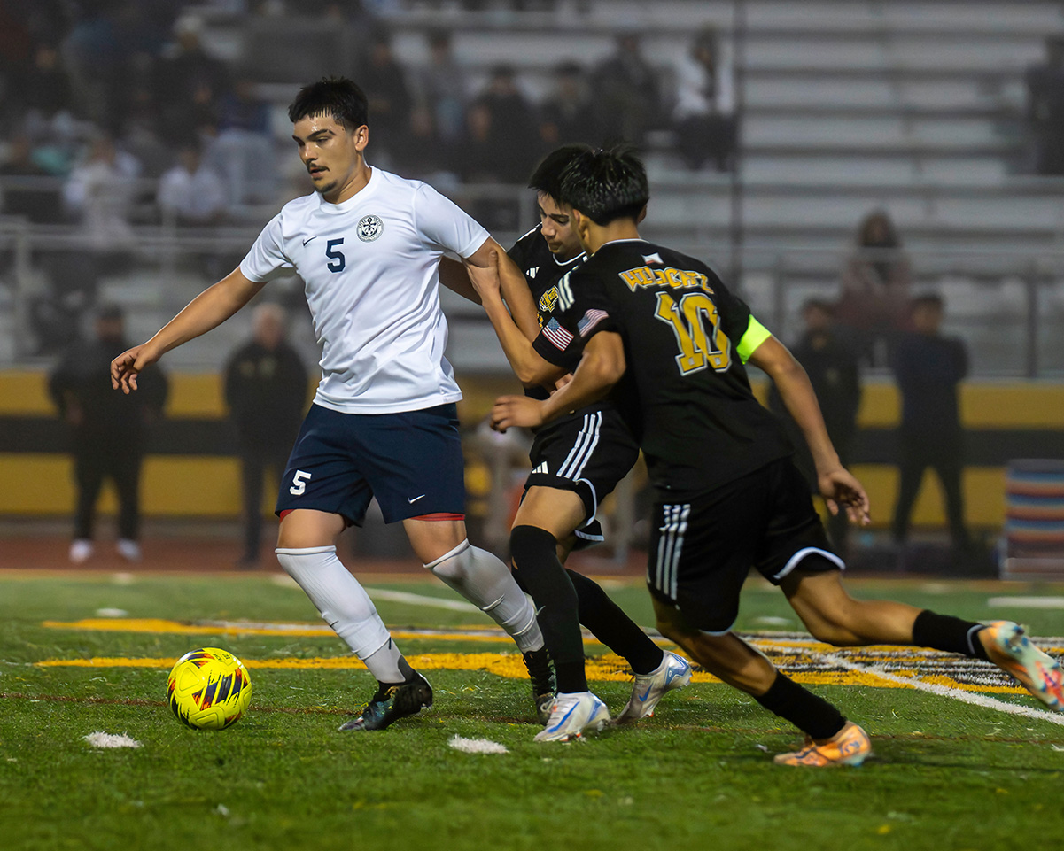 Aptos boys soccer extends win streak to five | Weeklys Sports Roundup