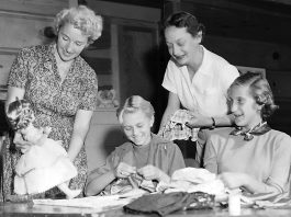 These folks prepare for an exhibit at Salsipuedes School by the PTA on Oct. 20, 1955