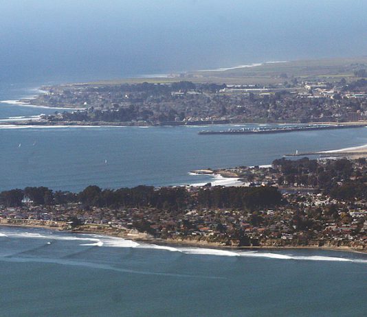 Panetta tells businesses he’ll fight offshore oil drilling