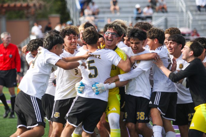 PAJ2610 CCS soccer finals - WEB-2