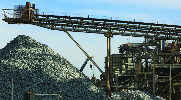 Conveyor belts are used to heap up various sizes of aggregate.