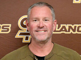 St. Francis softball coach Mike Oakland retiring